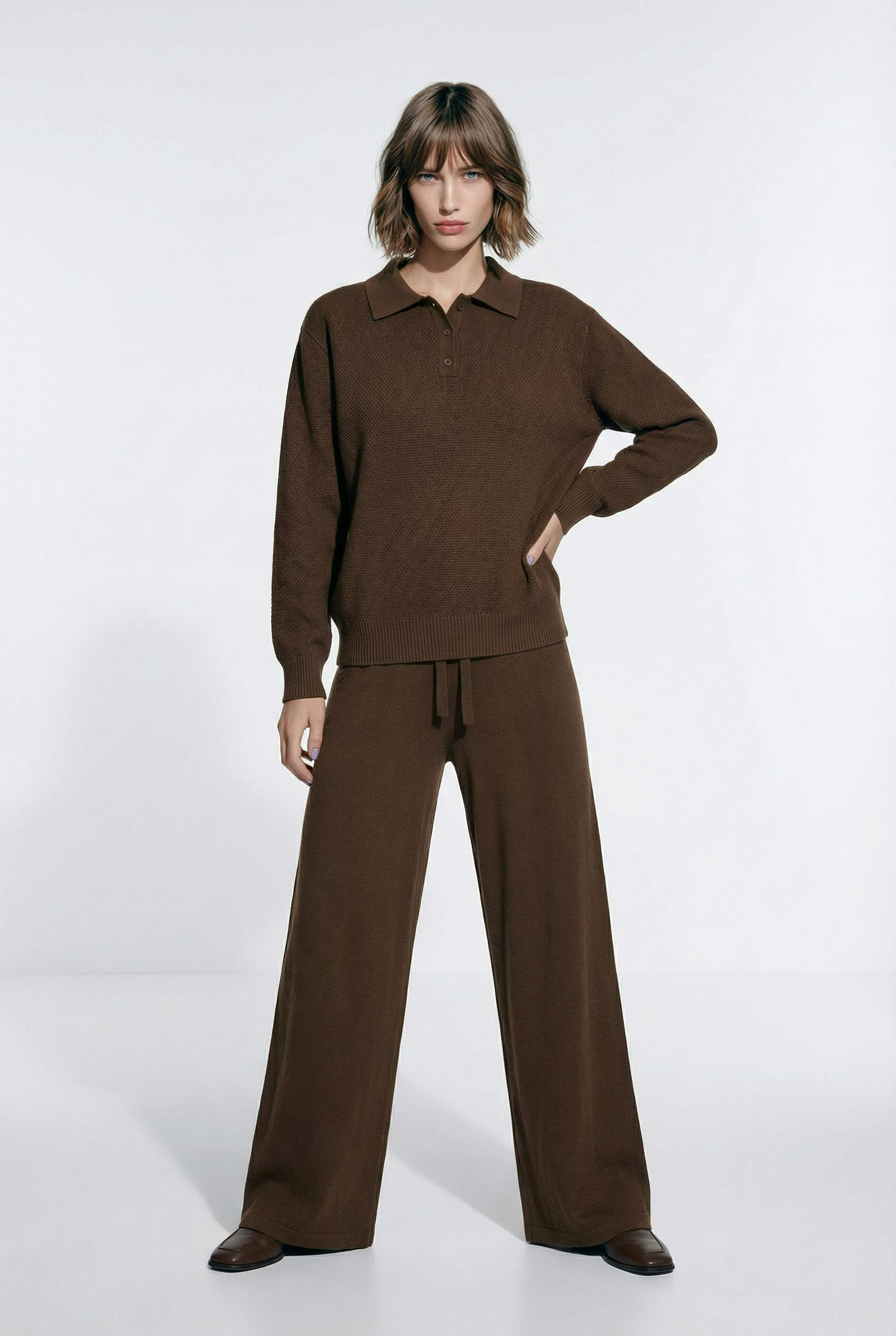 Women’s Two-Piece Outfit Ryan Raim