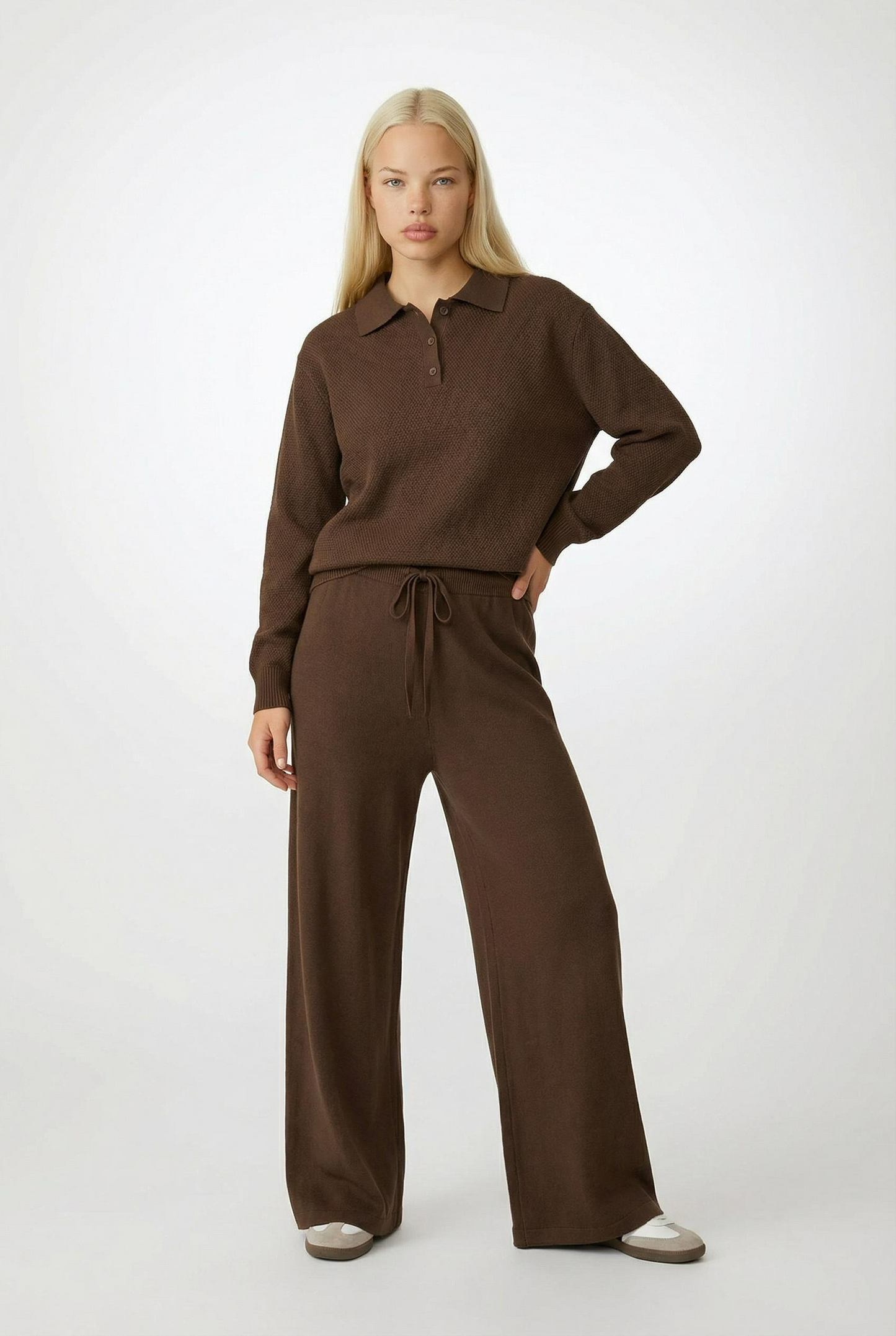 Women’s Two-Piece Outfit Ryan Raim